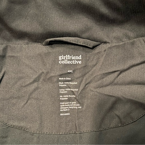 Girlfriend Collective Packable Puffer 4X - Picture 8 of 8